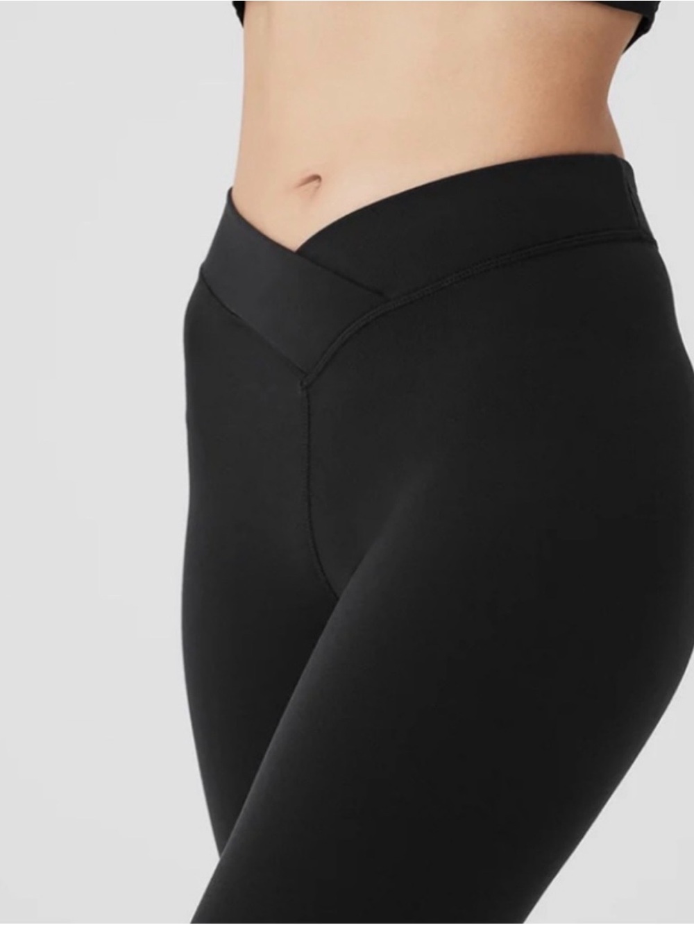 ALO Airlift V Front 7/8 Legging